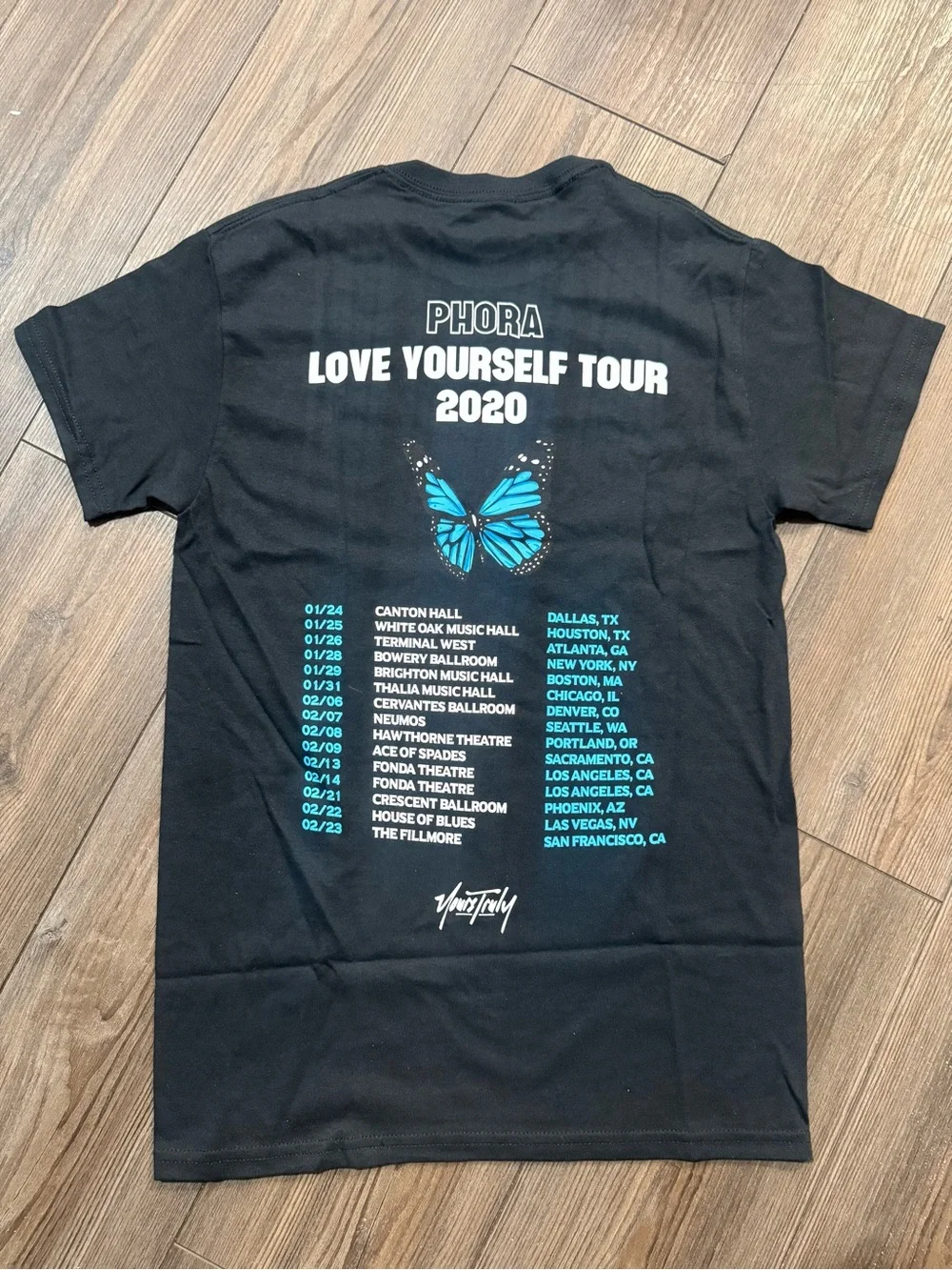 Phora Love Yourself Tour 2020 Graphic Band T-Shirt Black Size Small New